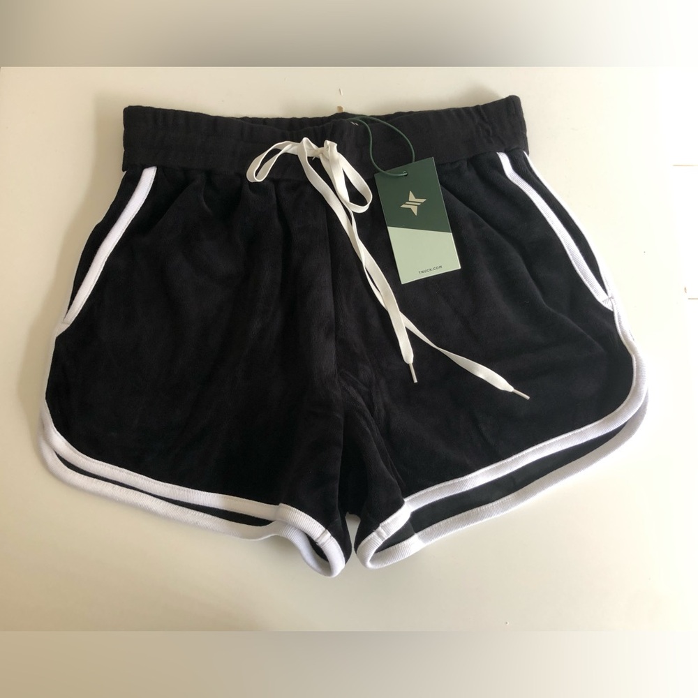 NWT! Tuckernuck TNUCK Sport Shorts Size: S